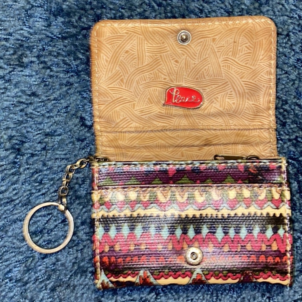 Three Wallets - image 2